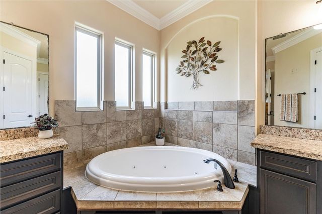 18955 Harbor Side Boulevard, Montgomery, TX 77356
