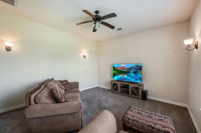18955 Harbor Side Boulevard, Montgomery, TX 77356
