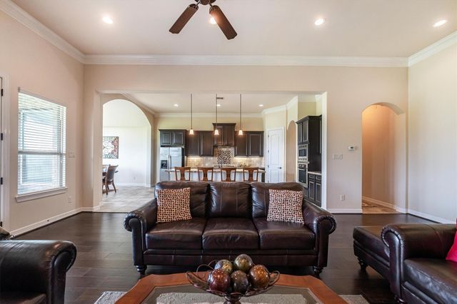 18955 Harbor Side Boulevard, Montgomery, TX 77356