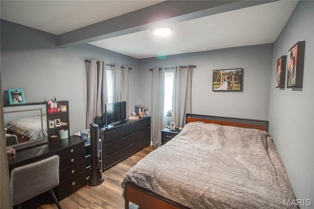 Image 12 of property listing at 317 Rohm Place, Roxana, IL 62084