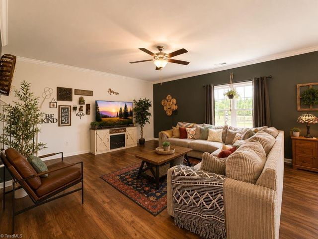 1058 Baileys Chapel Road, Advance, NC 27006