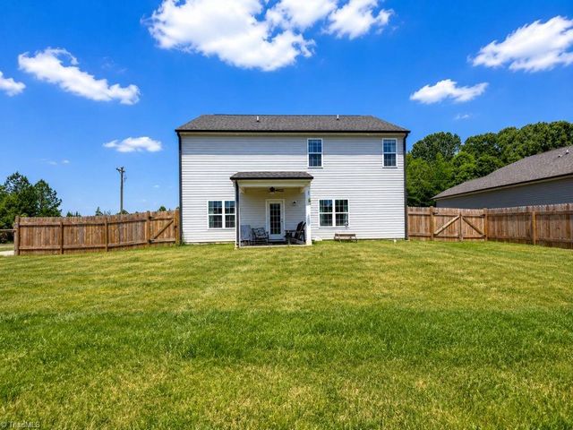1058 Baileys Chapel Road, Advance, NC 27006