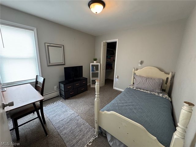 33661 Kenilworth Road, Eastlake, OH 44095