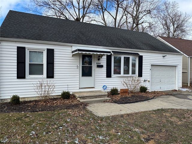 33661 Kenilworth Road, Eastlake, OH 44095