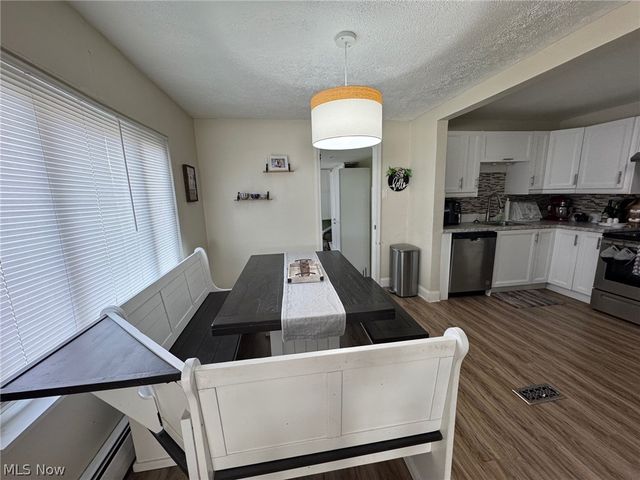 33661 Kenilworth Road, Eastlake, OH 44095