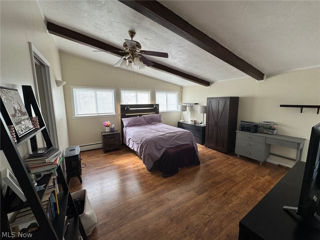 33661 Kenilworth Road, Eastlake, OH 44095