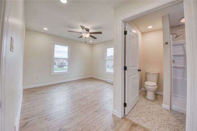 319 Mckim St, Zelienople Boro, PA 16063