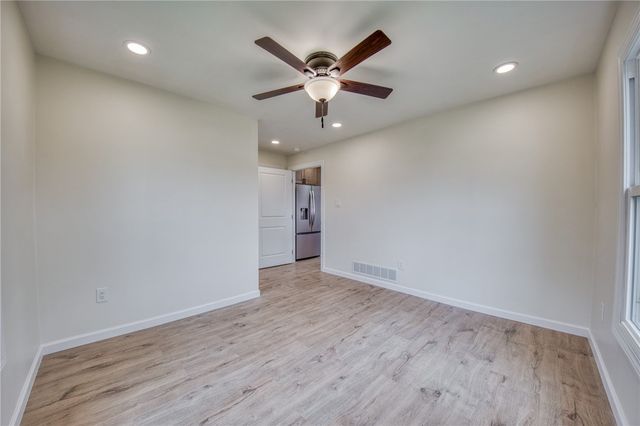 319 Mckim St, Zelienople Boro, PA 16063