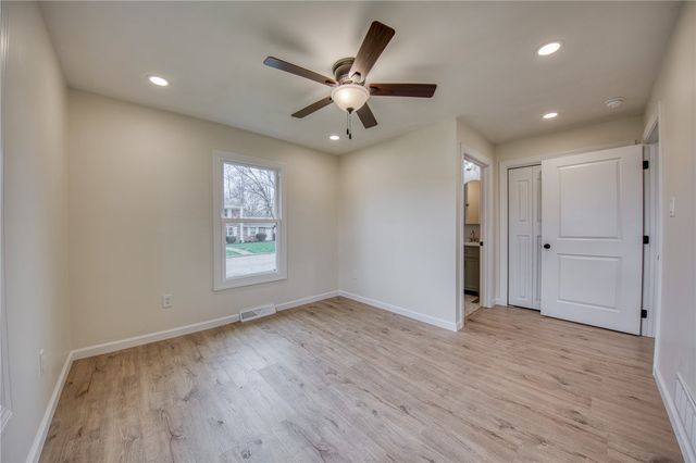 319 Mckim St, Zelienople Boro, PA 16063