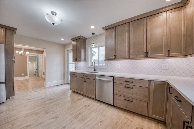 319 Mckim St, Zelienople Boro, PA 16063