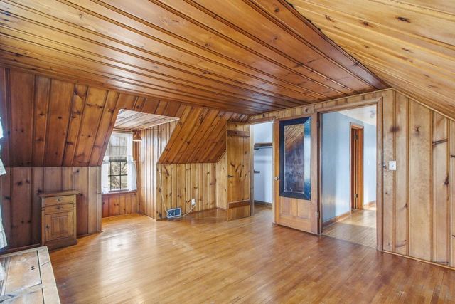 809 W Edgewater Street, Portage, WI 53901