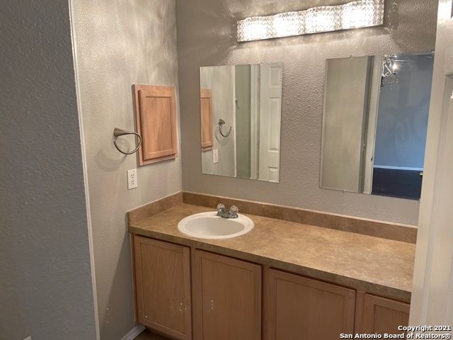 13504 Bristow Dawn, San Antonio, TX 78217