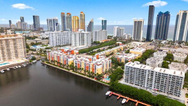 17100 N BAY Road 1401, Sunny Isles Beach, FL 33160