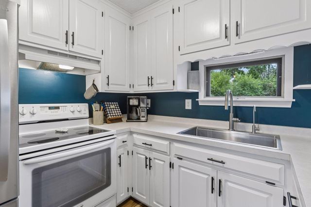6 Pine Drive, Circle Pines, MN 55014