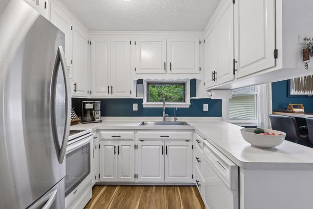 6 Pine Drive, Circle Pines, MN 55014