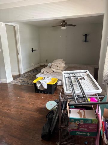 10325 N ARMENIA AVENUE, Tampa, FL 33612