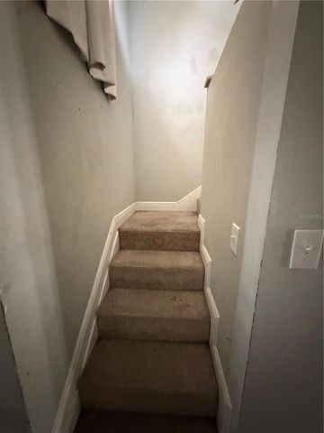 10325 N ARMENIA AVENUE, Tampa, FL 33612