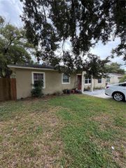 10325 N ARMENIA AVENUE, Tampa, FL 33612