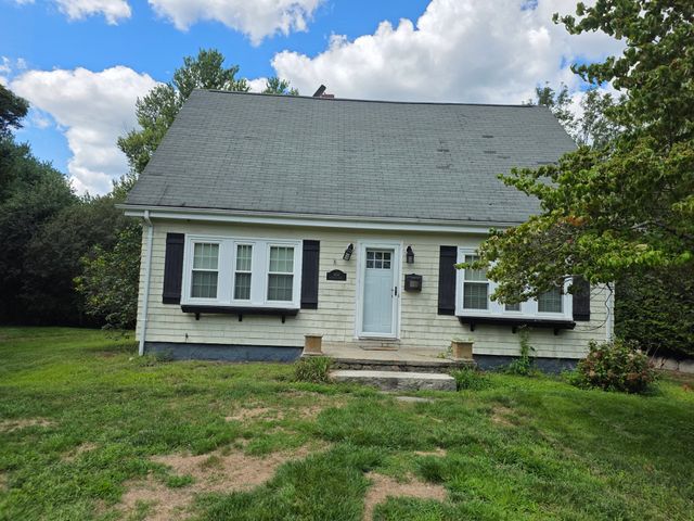908 Hancock St., Abington, MA 02351