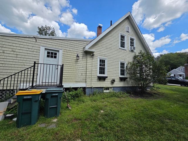 908 Hancock St., Abington, MA 02351