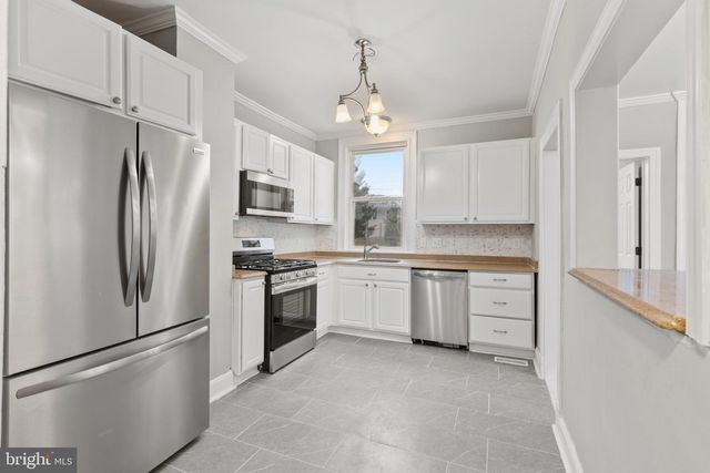 3210 CARLISLE AVE, Baltimore, MD 21216