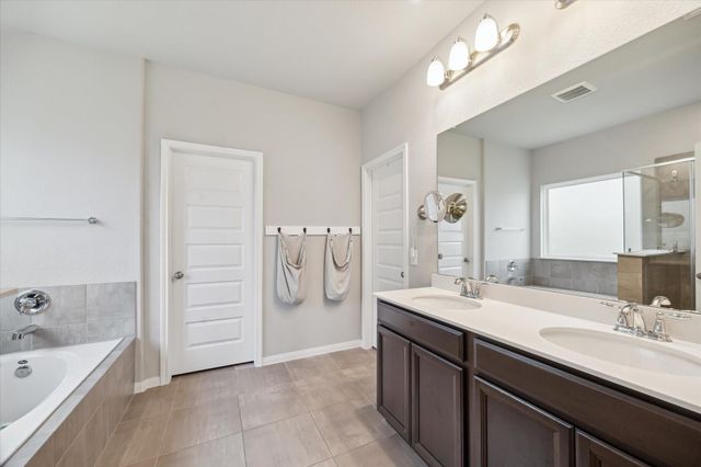 2107 Cherryvale Drive, Tomball, TX 77375