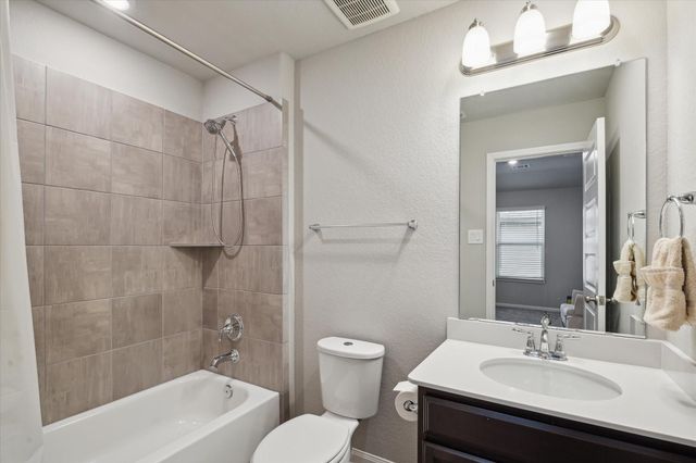 2107 Cherryvale Drive, Tomball, TX 77375