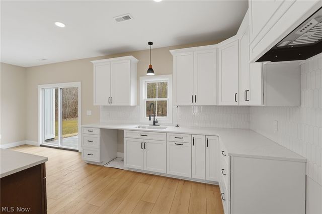 4656 Carpenter Road, Ashtabula, OH 44004