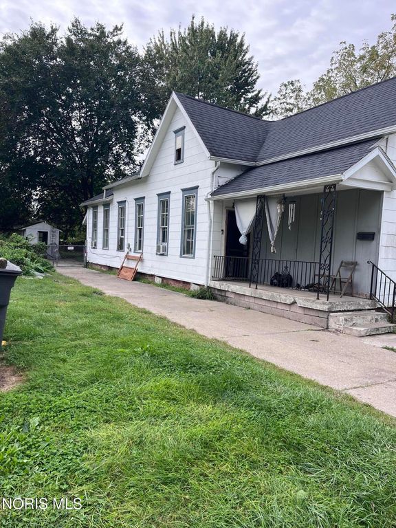 883 Colburn Street, Toledo, OH 43609