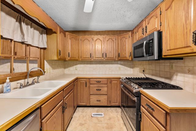 2222 S Millwood, Wichita, KS 67213