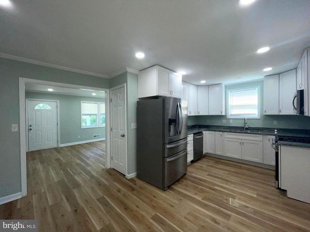 3801 PARKSIDE DR, Baltimore, MD 21206