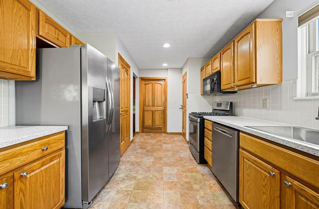 7963 Brianna Drive, Blacklick, OH 43004