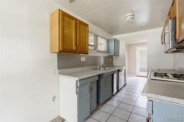 620 Belvedere Drive, Belleville, IL 62223