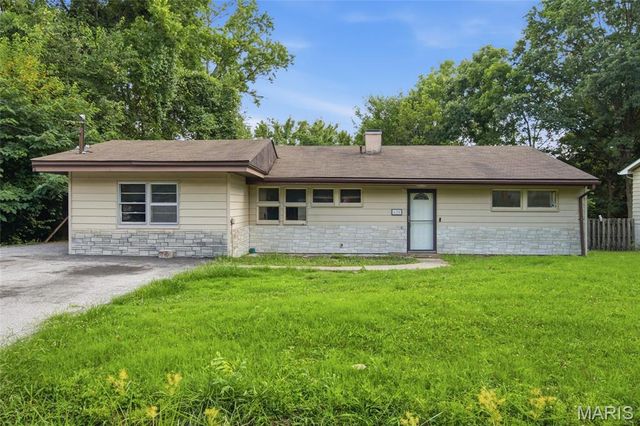620 Belvedere Drive, Belleville, IL 62223