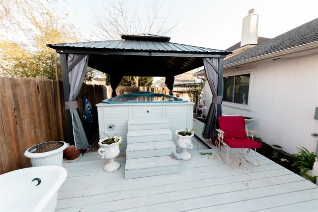 18306 Campbellford Drive, Tomball, TX 77377