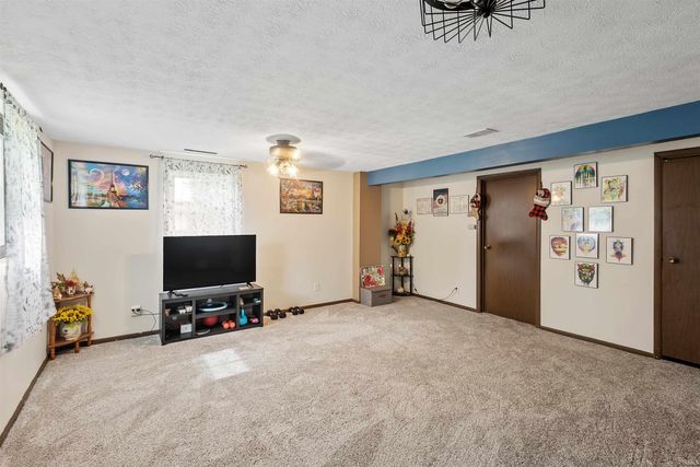 4401 Prairie Dog Lane, Lafayette, IN 47909