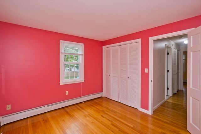236 Forest Glen, West Springfield, MA 01089