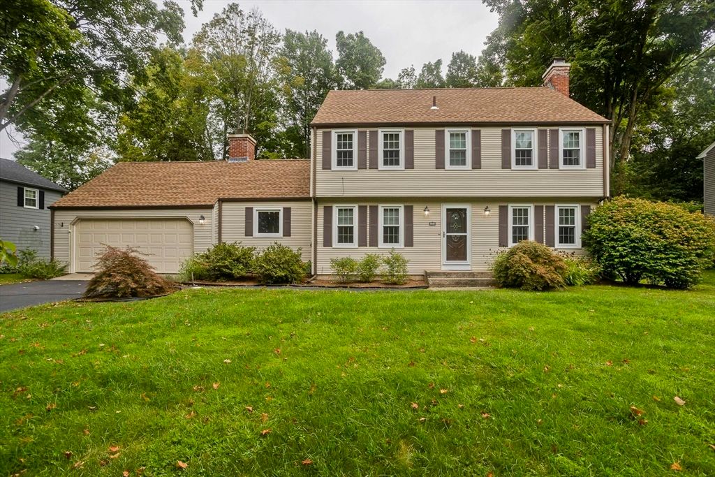 236 Forest Glen, West Springfield, MA 01089