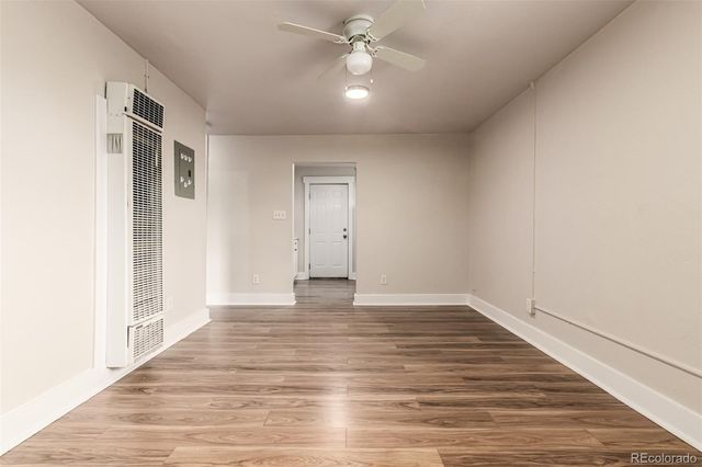 1538 Clinton Street, Aurora, CO 80010