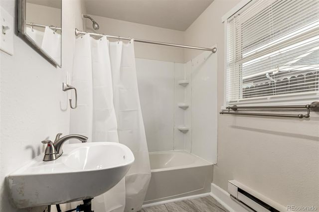 1538 Clinton Street, Aurora, CO 80010