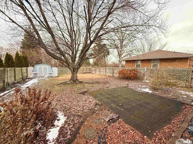 3611 N AVALON Place, Peoria, IL 61604