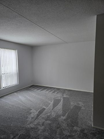 6710 Vernon Avenue S 209, Edina, MN 55436