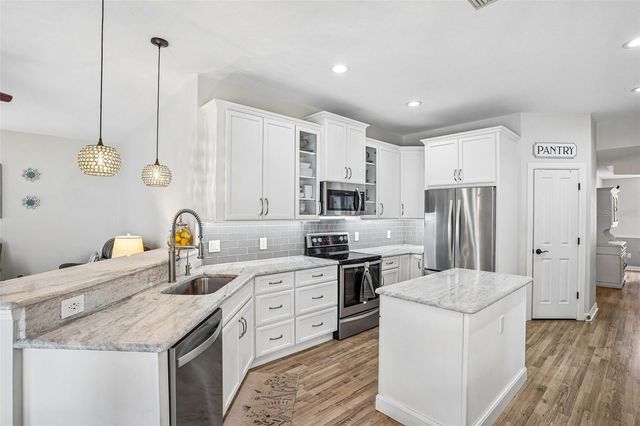 19323 PARK PLACE BOULEVARD, Eustis, FL 32736