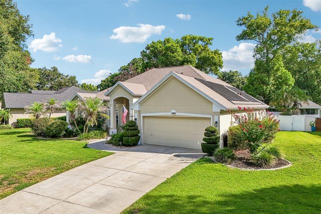 19323 PARK PLACE BOULEVARD, Eustis, FL 32736