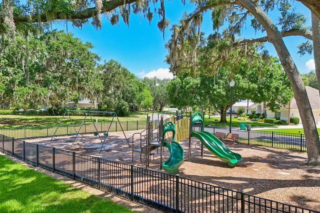 19323 PARK PLACE BOULEVARD, Eustis, FL 32736