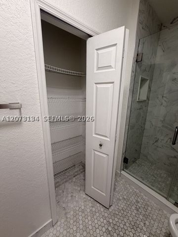 16356 SW 44th Way 16356, Miami, FL 33185
