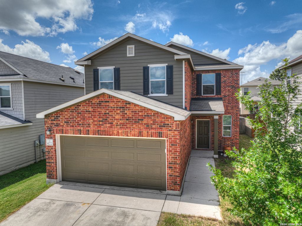 4272 GALE MDWS, New Braunfels, TX 78130