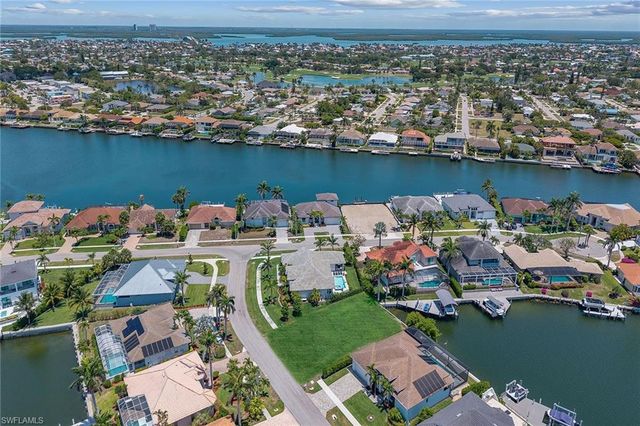 269 Bass CT, Marco Island, FL 34145