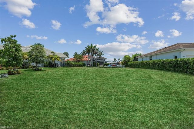 269 Bass CT, Marco Island, FL 34145