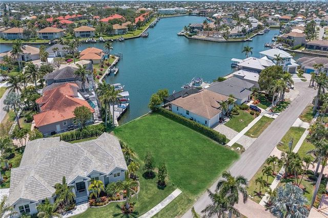 269 Bass CT, Marco Island, FL 34145